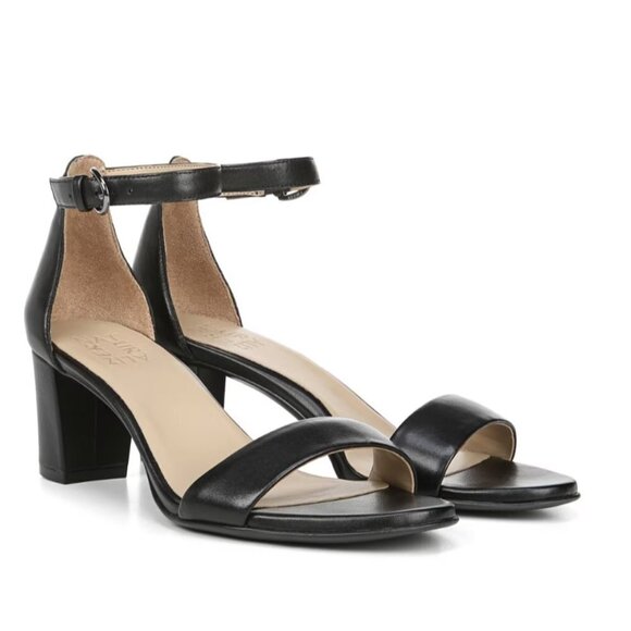 NATURALIZER Vera Ankle Strap Sandals (WIDE) - Picture 1 of 12